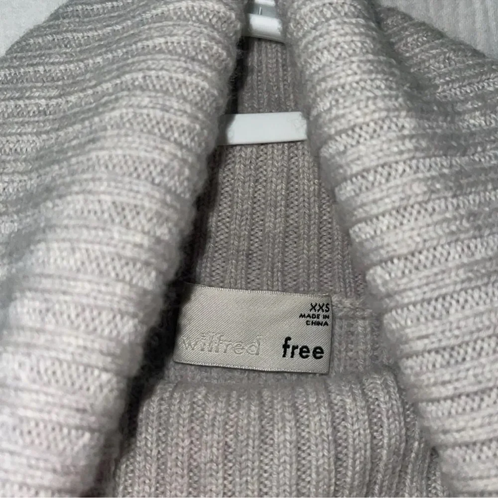 aritzia wilfred free‎ Asianna Sweater Pullover Shirt Top XXS